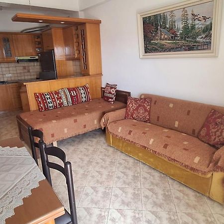 Sea & Relax Apartment Sarandë エクステリア 写真