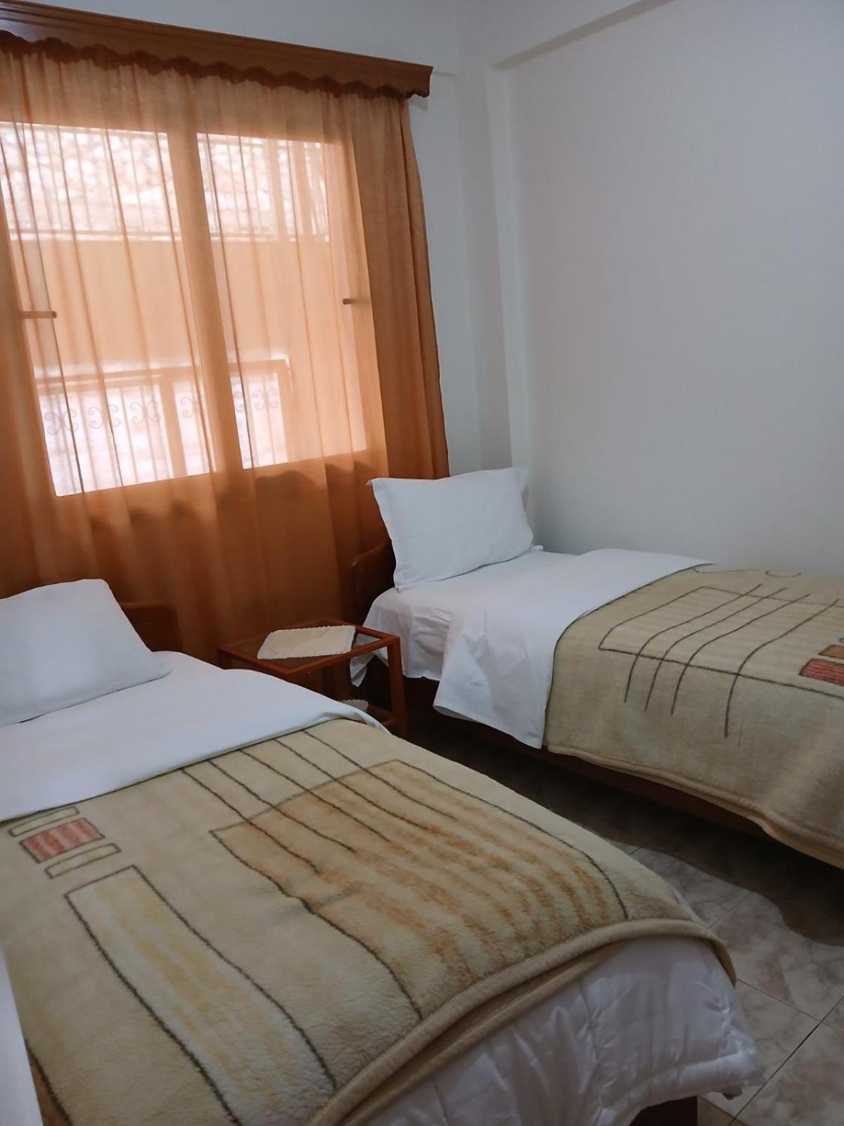 Sea & Relax Apartment Sarandë エクステリア 写真