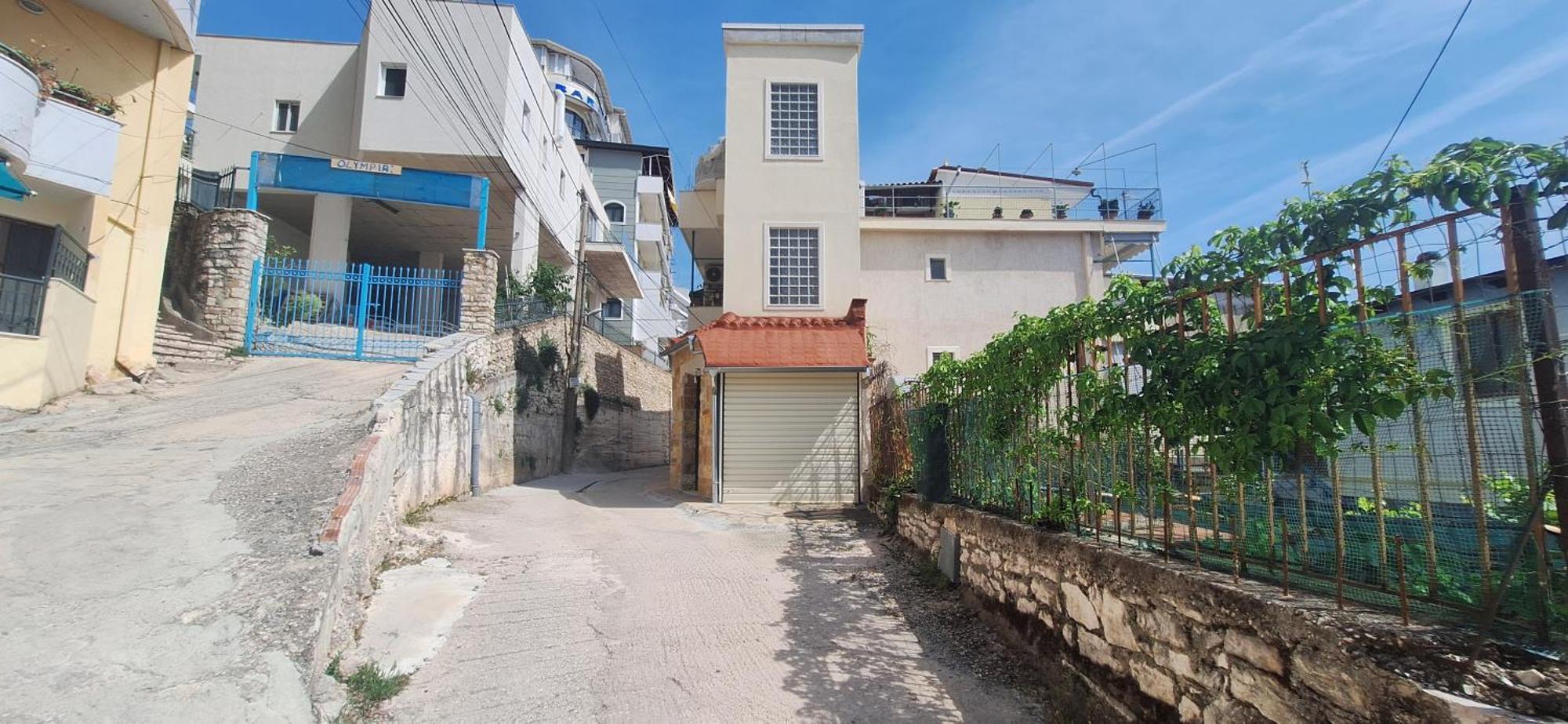 Sea & Relax Apartment Sarandë エクステリア 写真